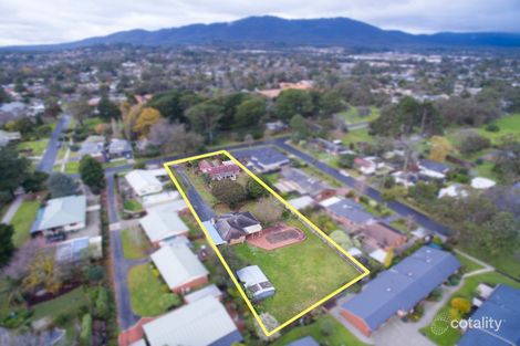 30 Mountain View Rd, Kilsyth, VIC 3137