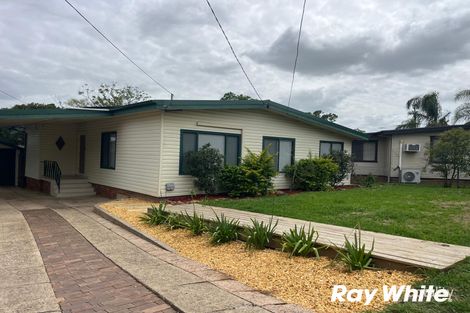 Property photo of 14 Nauru Crescent Lethbridge Park NSW 2770