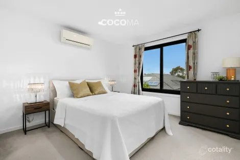 Property photo of 45 Hardy Loop Keysborough VIC 3173