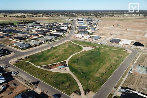 Property photo of 56 Wendouree Drive Kialla VIC 3631