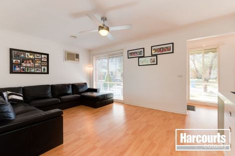 Property photo of 7 Celebration Court Cranbourne West VIC 3977