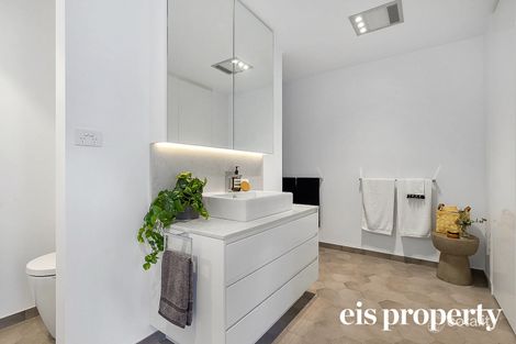 Property photo of 17/51 Sandy Bay Road Battery Point TAS 7004