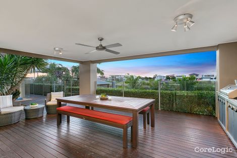 Property photo of 22 Harbourvue Court Helensvale QLD 4212
