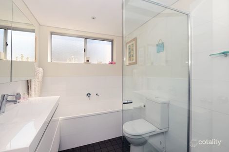 Property photo of 7/15 Ocean View Road Freshwater NSW 2096