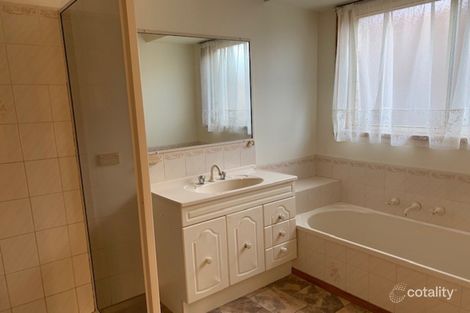 Property photo of 11 Rongoa Drive Warrnambool VIC 3280