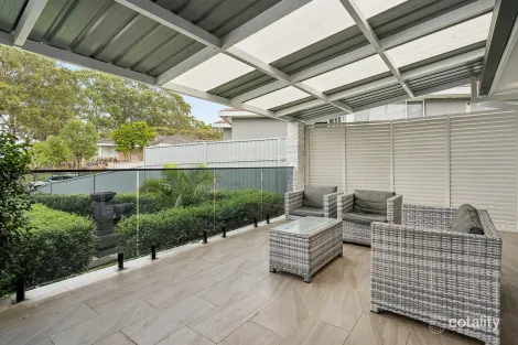 Property photo of 25 Ayres Crescent Georges Hall NSW 2198