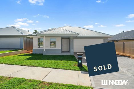32 Lancaster Vsta, North Rothbury, NSW 2335