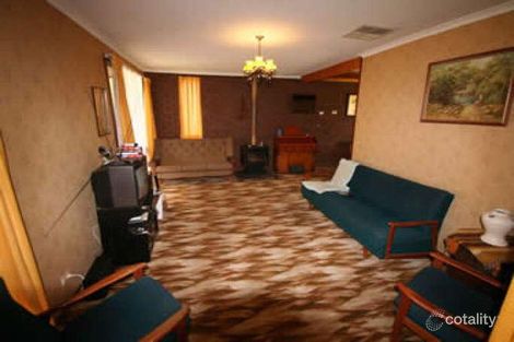 Property photo of 29 Lake Road Champion Lakes WA 6111