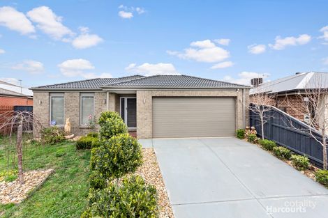 Property photo of 48 Greendale Boulevard Pakenham VIC 3810