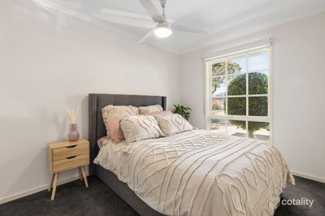 Property photo of 25 Lumeah Crescent Ferntree Gully VIC 3156