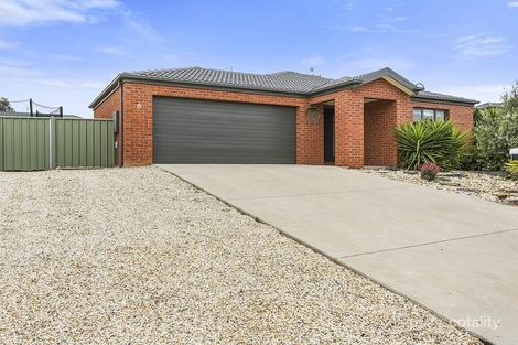 Property photo of 19 Parklands Way Maiden Gully VIC 3551