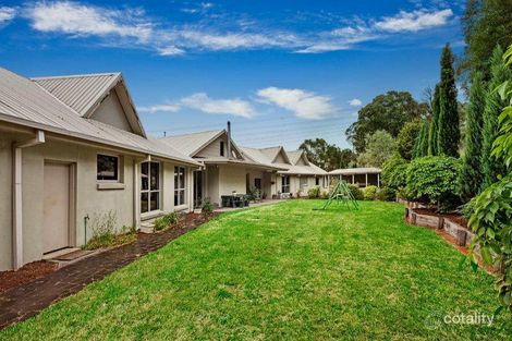 447 Reynolds Rd, Eltham, VIC 3095
