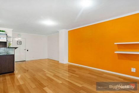 Property photo of 20 Ribbony Walk Maribyrnong VIC 3032