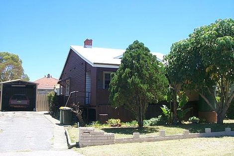 16 Gilbert St, Bayswater, WA 6053