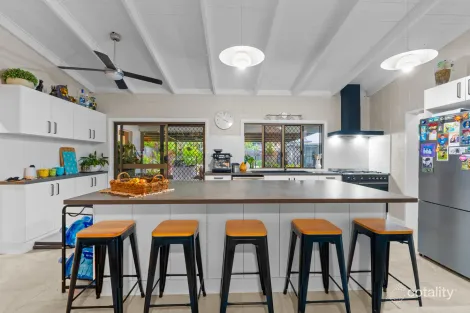 Property photo of 18 Baines Street Clifton Beach QLD 4879