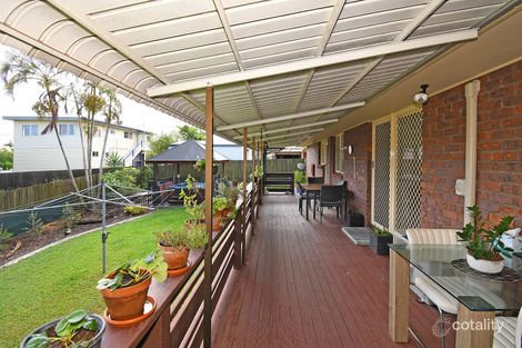 Property photo of 60 Hillcrest Avenue Scarness QLD 4655