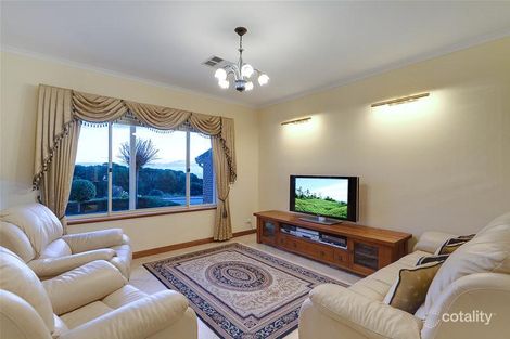 Property photo of 190 Perry Barr Road Hallett Cove SA 5158