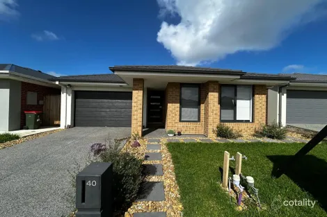 40 Octagonal St, Cranbourne East, VIC 3977