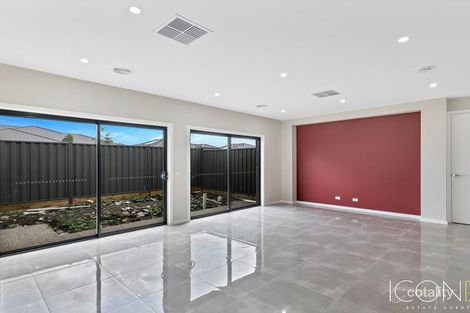Property photo of 93 Saltlake Boulevard Wollert VIC 3750