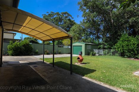 Property photo of 14 Wendy Drive Point Clare NSW 2250