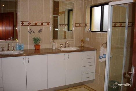 Property photo of 16 Maceri Place Edensor Park NSW 2176