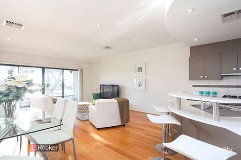 Property photo of 4/39 Windermere Crescent Mawson Lakes SA 5095