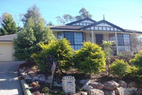 27 Chatfield St, Edens Landing, QLD 4207