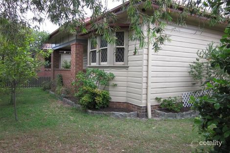 37 Jenner Pde, Hamilton South, NSW 2303