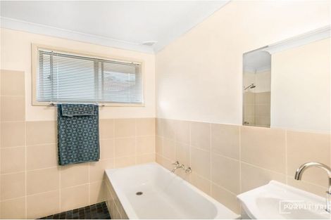 20 Raphael St, Greenfield Park, NSW 2176