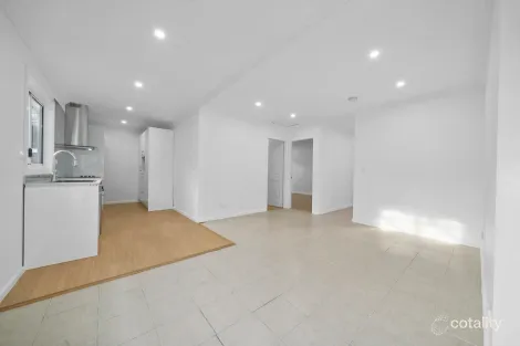 Property photo of 19 Woy Woy Road Kariong NSW 2250