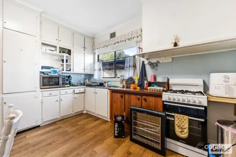 Property photo of 3 Victoria Street Moe VIC 3825
