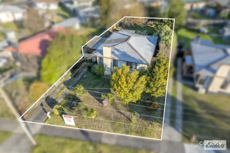 Property photo of 3 Victoria Street Moe VIC 3825