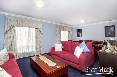 Property photo of 4 Castleton Avenue Tarneit VIC 3029