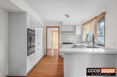 Property photo of 2 Gooch Close Sydenham VIC 3037