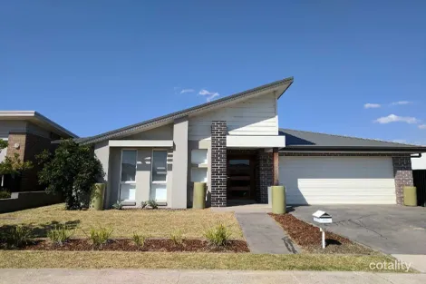 12 Sinclair Pde, Jordan Springs, NSW 2747