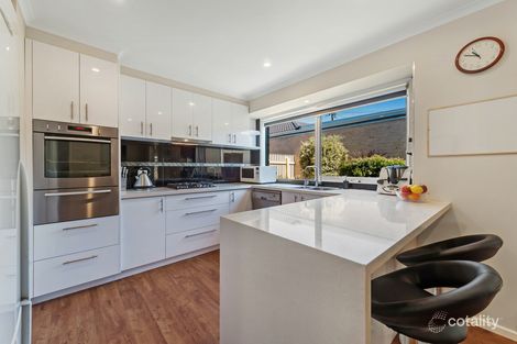 Property photo of 3 Epsom Court Craigieburn VIC 3064