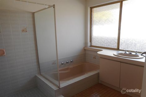 Property photo of 32 Georgetown Drive Safety Bay WA 6169