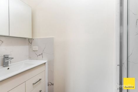 Property photo of 2/38 Powells Avenue Strathdale VIC 3550