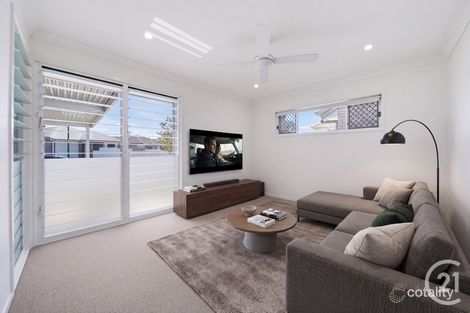 Property photo of 9 Hyperno Close Raceview QLD 4305