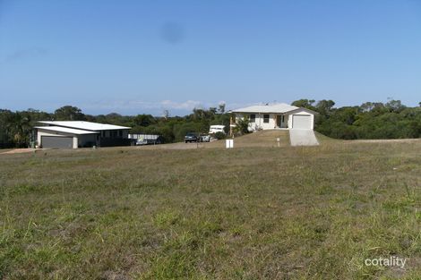 Property photo of 18 Edgewater Court Craignish QLD 4655