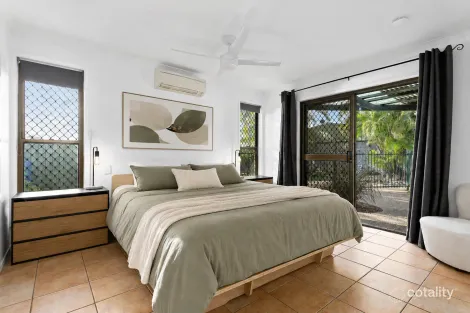Property photo of 69 Sumners Road Jamboree Heights QLD 4074