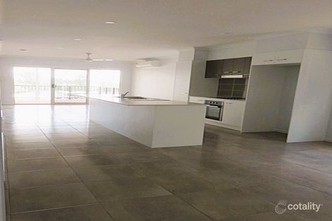 Property photo of 11 Goldfinch Street Redbank Plains QLD 4301