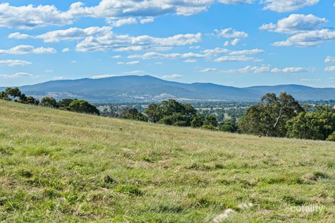 Property photo of 68 Range View Court Mansfield VIC 3722