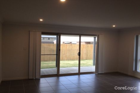 Property photo of 10 Jubera Close Yarrabilba QLD 4207