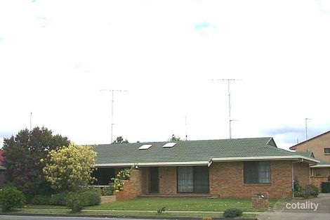 141 Sunshine Bvd, Mermaid Waters, QLD 4218