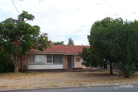 27 Yale Rd, Thornlie, WA 6108