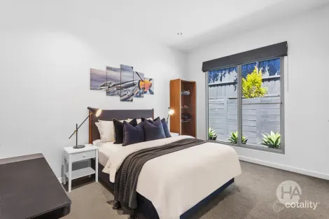 Property photo of 2 Shona Place Mount Martha VIC 3934