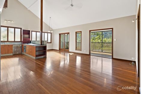 Property photo of 23 Daydream Court Cannonvale QLD 4802