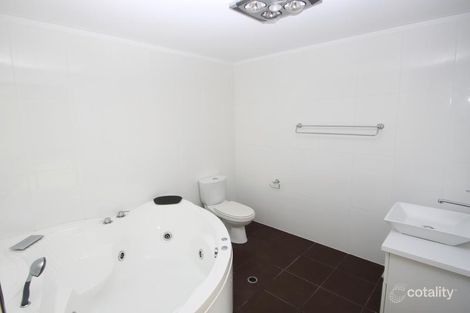 Property photo of 70 Guara Grove Pimpama QLD 4209