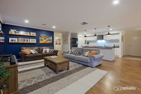 Property photo of 23 Carisbrooke Way Clyde North VIC 3978